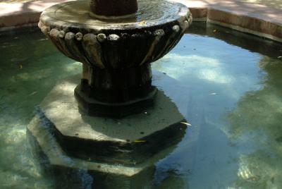 u30/devonshire/medium/18251172.Fountain.jpg