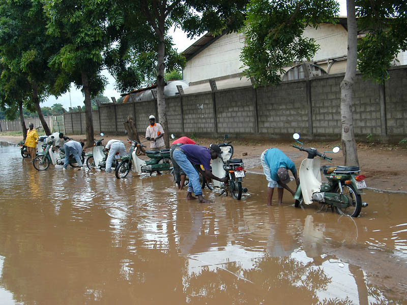 Streets of Lome  3936