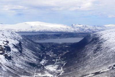Utsyn ned Tromsdalen.jpg