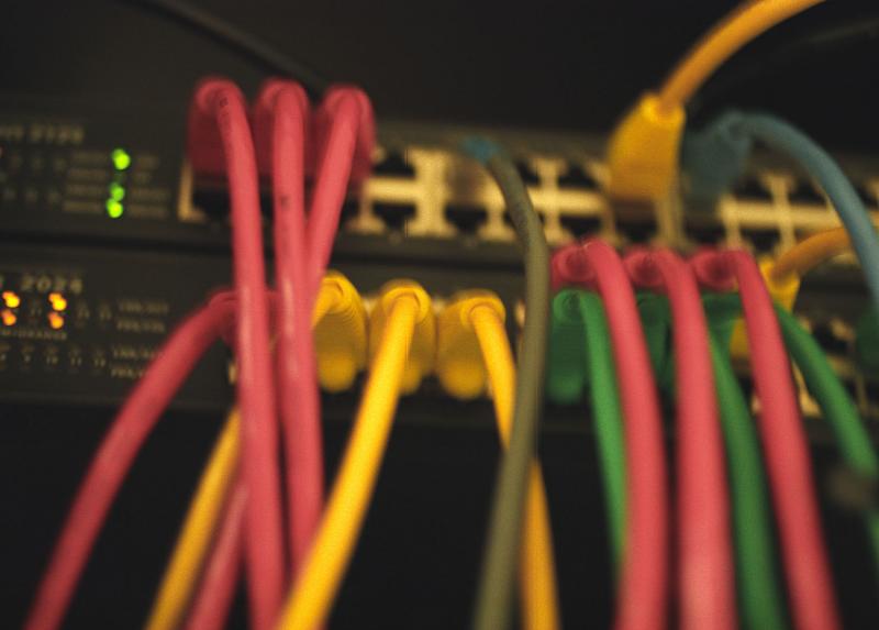 CAT5