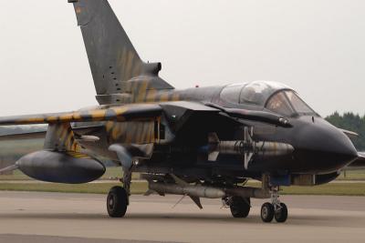 u30/gareth_horne/medium/19184842.Tornado_1.jpg