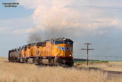 UP 4068 South At Platteville, CO