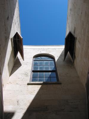 Courtyard at Commissioner's House