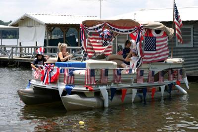 03_barge_departs2.jpg