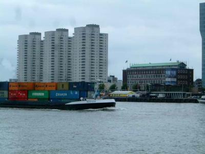 My place as seen from the southern bank. To the left the (3) Boompjes Towers, next the Nederlandsche Bank building ehich is on the municipal monument list