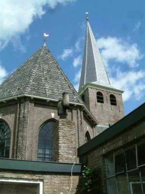 the Nederlands Hervormde kerk as seen from Eegracht 55, which is adjacent to the church