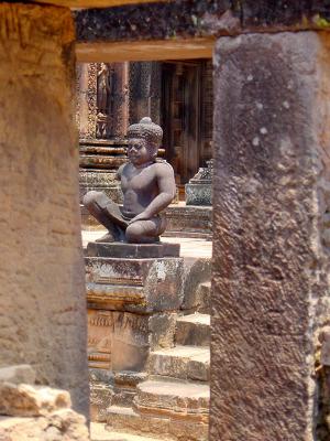 Banteay Sri (The Women's Temple)
