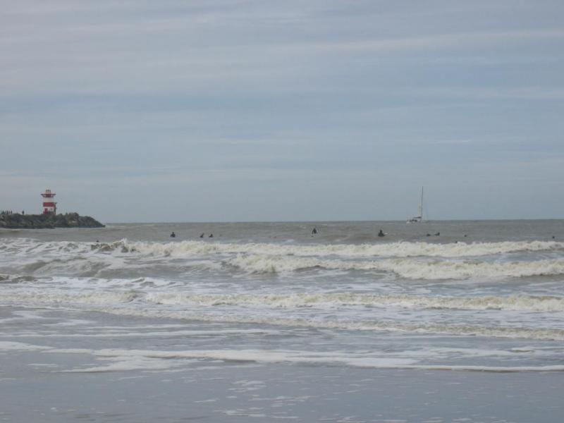 meer surfers