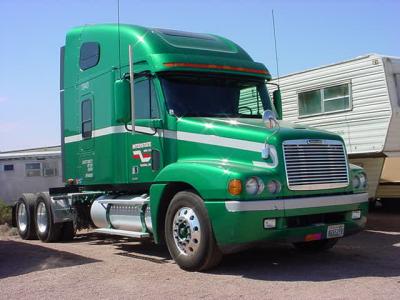 we want this trucker to join the green truck club !!