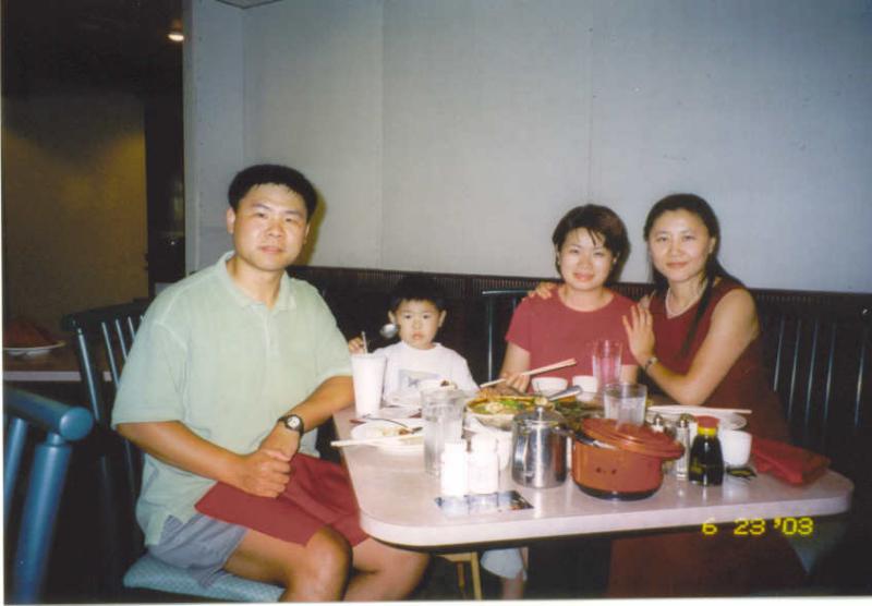 with fujuan family.JPG