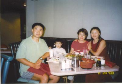 with fujuan family.JPG