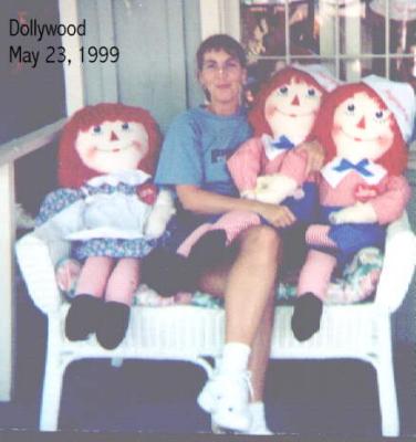 Dollywood,  23 May 1999