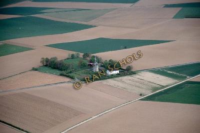 Tienhovenmolen-Wolfshuis1033_27-4-02.jpg