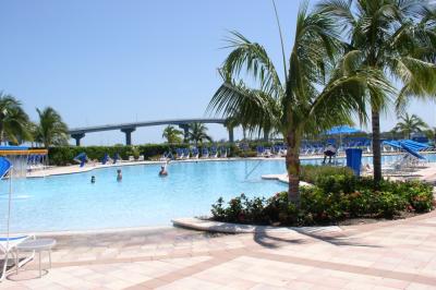 The pool at Harborside Condos