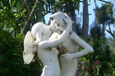 Closer look at the kissing angel statue at the Cloister's Gardens