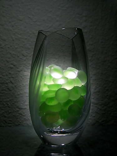 <b>10th (tie)</b><br> <B>Light on marble pebbles in a vase</B><BR>><FONT size=2>by Kuntal Daftary</FONT>