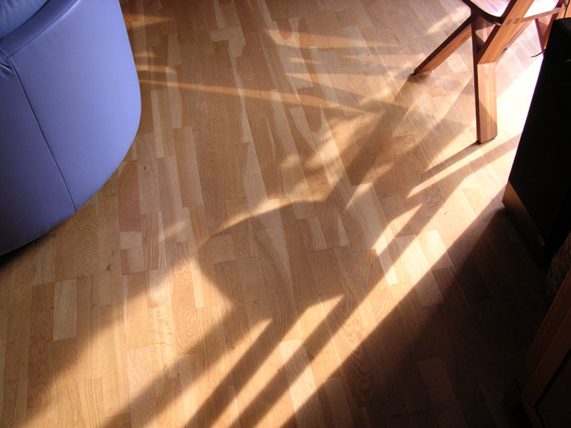 <b>Sun &  Chair</b><br><font size=1> by Etienne Pixa</font>