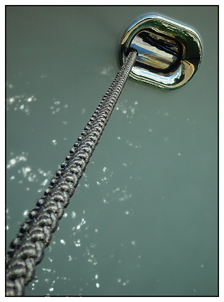<B>Lights on the bow</B><br>by Willem