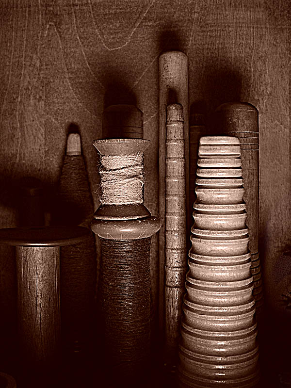 <p align=center> <b> Spools Of Light</b> <br> <font size=3> by Mark J</font> </p>