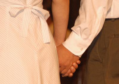 u30/susanlang/medium/19181294.ChristopherTricia703158copy.jpg