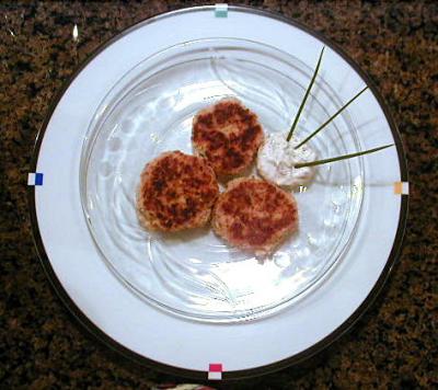 Jalapeno shrimp cakes with spicy remoulade