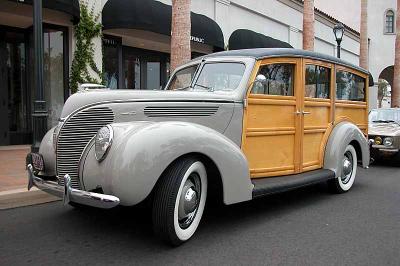 1938 or early 39 Ford Four Door Woodie wagon