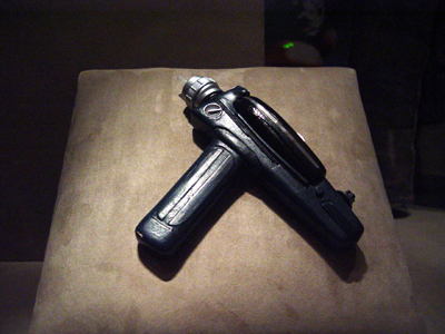 u30/zensimple/upload/18998134.spockphaser.jpg