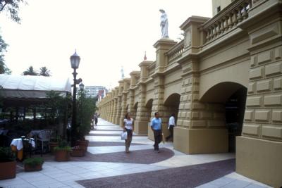 Shopping Mall in La Recoleta