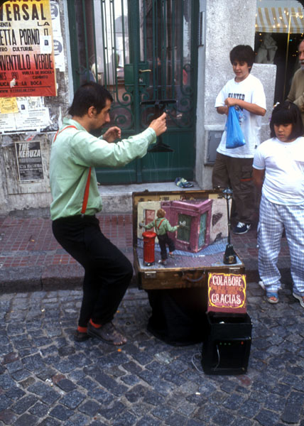 Puppet Master in San Telmo