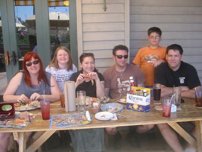 u32/adlerz/medium/31517113.july18_03.jpg