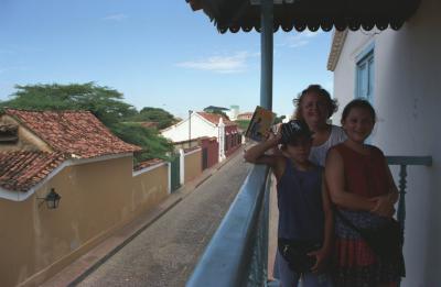 Au balcon de la maison des Arcaya