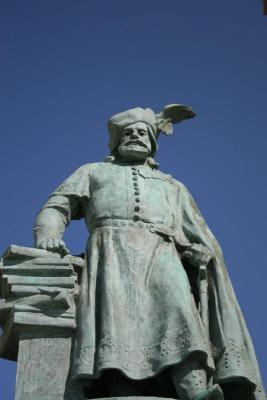 Heroe's Square Statue