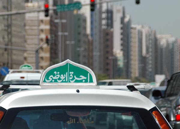 Abu Dhabi taxi in traffic
