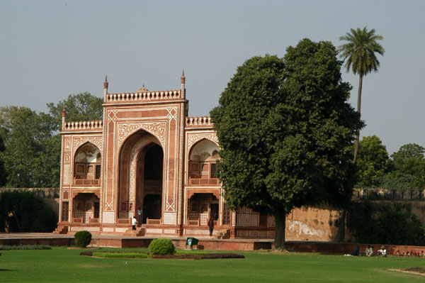 The Itimad ud-Duala is the tomb of Mirza Ghiyas Beg, Emperor Jehangir's vizier
