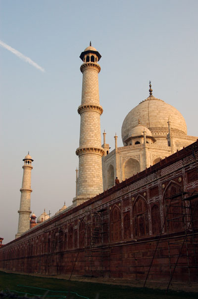 Riverfront north wall of the Taj
