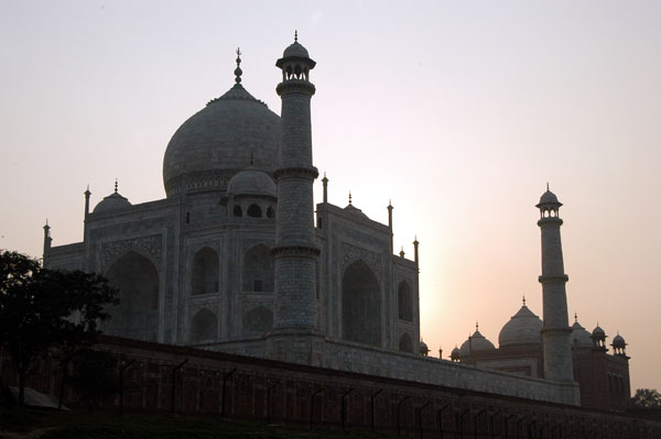 Evening at the Taj