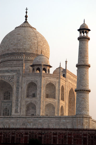 Taj Mahal near sunset