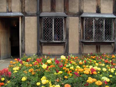 3. Doorway & garden (Shakespeare)