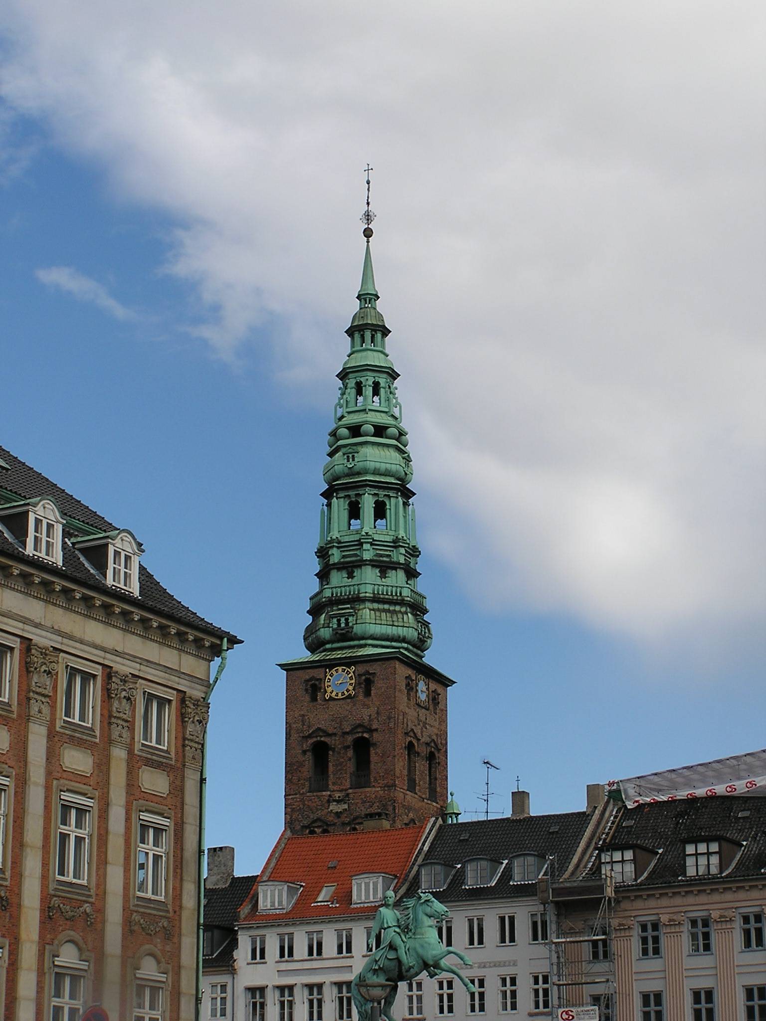 Random Spire