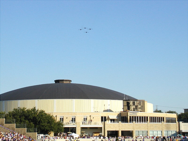 Man those F-18s were loud!