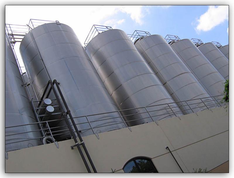 Beer Fermenting Tanks