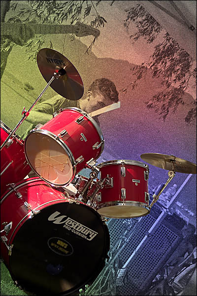 Background Noise (*)