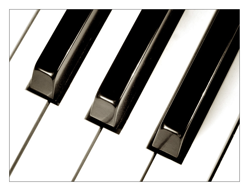 <b>2nd Place - <br>Key in B/W</b>