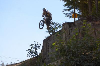 7610 jump near garibaldi1.jpg