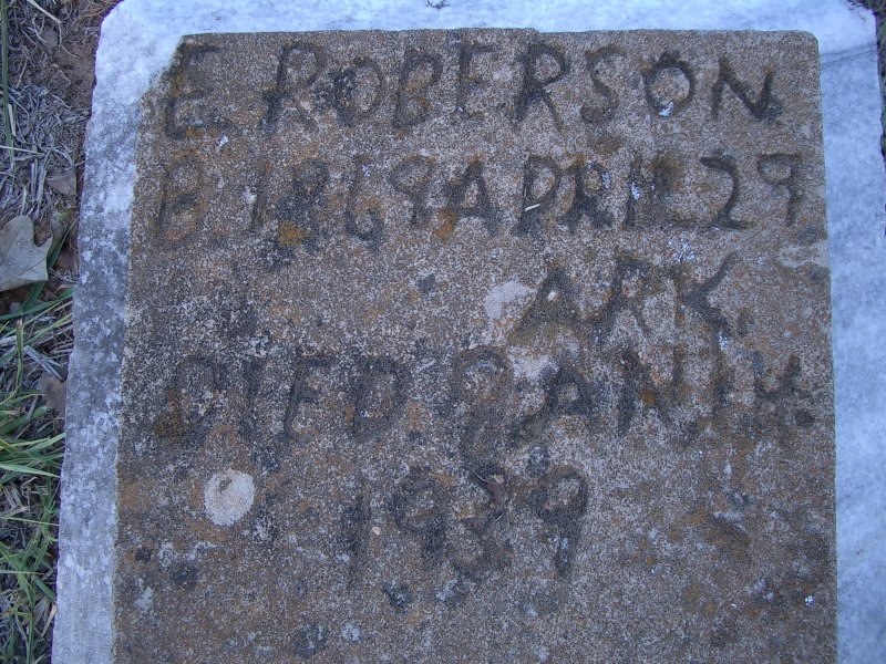 E. Roberson b. 1868 d. 1939