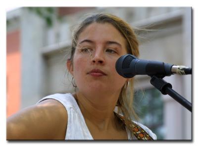 Singer/ song writer Laurel Brauns  -  7/21/2004