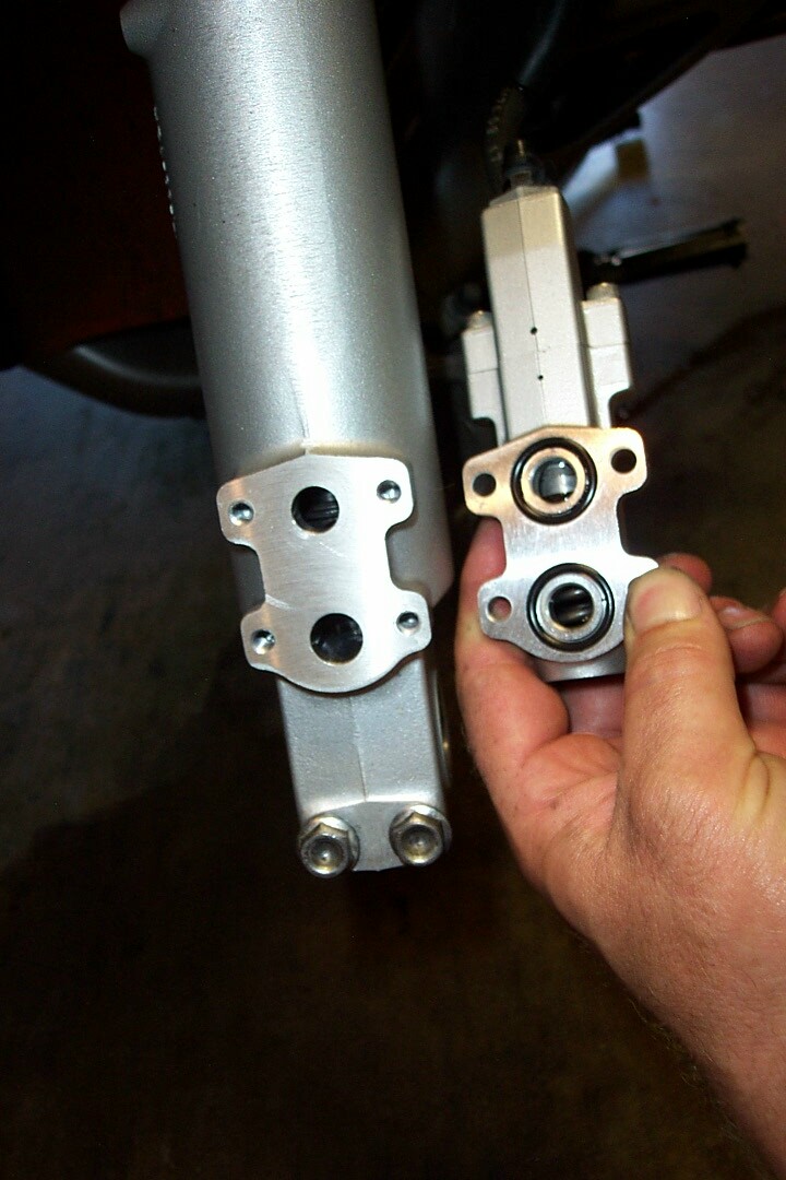 Here is the valve body remove from the fork leg, with fork oil all drained out