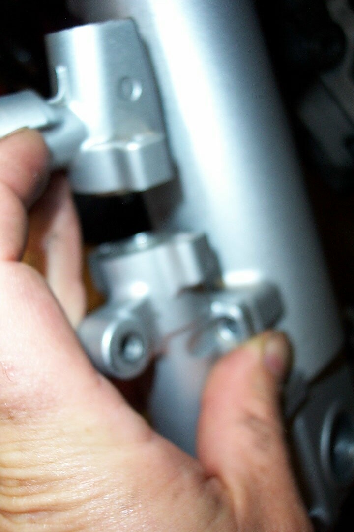 Here I am seperating the halves of the valve to look at the lower section