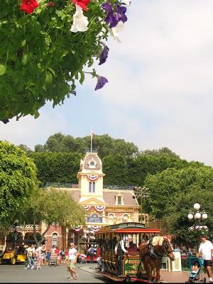 Disneyland City Hall