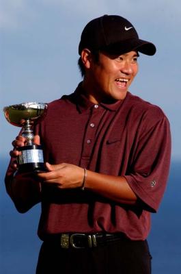 Okinawa's Yusaku Miyazato tied for second with American Ted Purdy at the 2003 Okinawa Open.